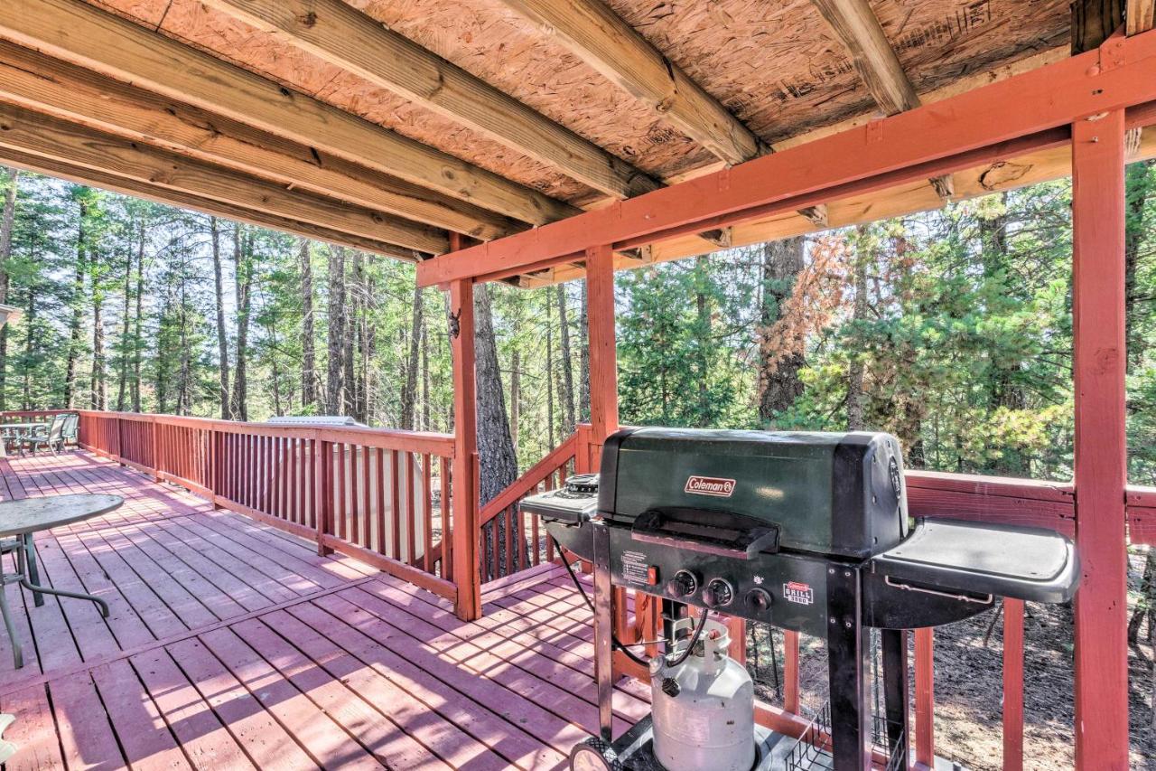 Relaxing Lincoln Forest Retreat With Wraparound Deck Cloudcroft Exterior photo